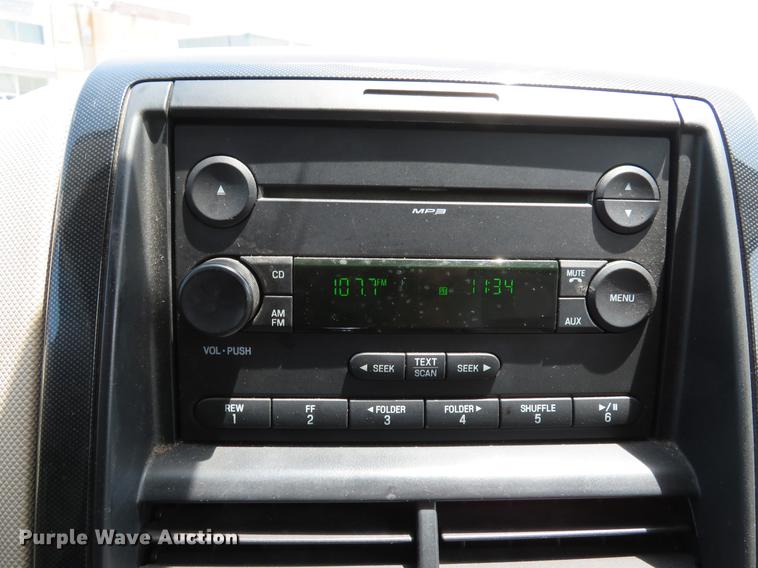 image for item EV9652 2006 Ford Explorer XLT SUV
