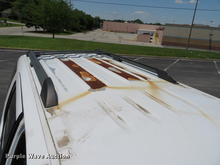 image for item EV9652 2006 Ford Explorer XLT SUV