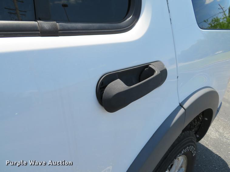 image for item EV9652 2006 Ford Explorer XLT SUV