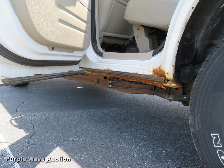 image for item EV9652 2006 Ford Explorer XLT SUV