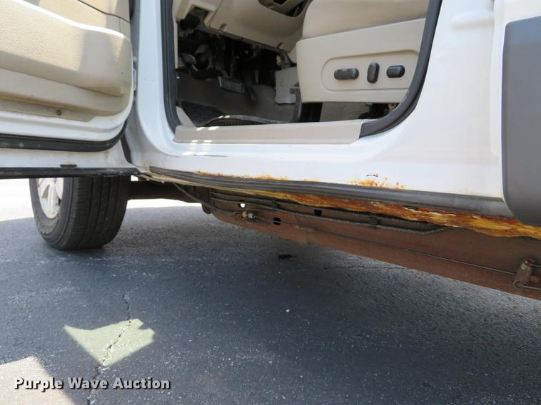 image for item EV9652 2006 Ford Explorer XLT SUV