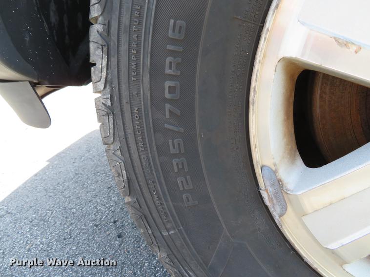 image for item EV9652 2006 Ford Explorer XLT SUV