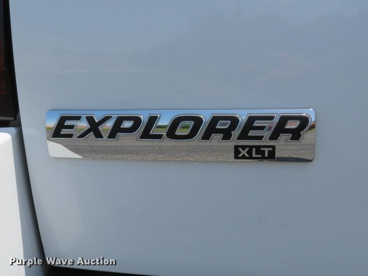 image for item EV9652 2006 Ford Explorer XLT SUV