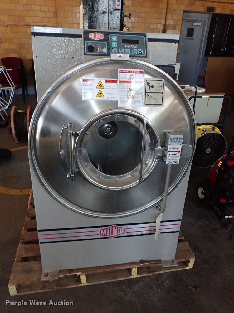 image for item FB9095 2002 Milnor washer