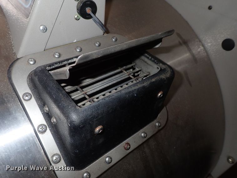 image for item FB9095 2002 Milnor washer