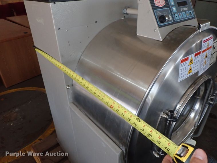 image for item FB9095 2002 Milnor washer