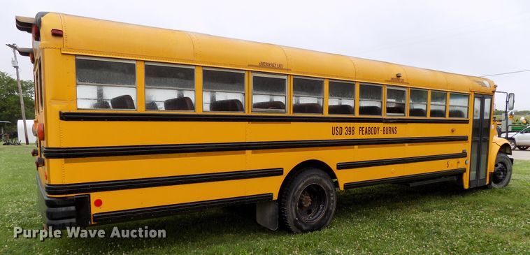 image for item FI9781 2003 International CE school bus