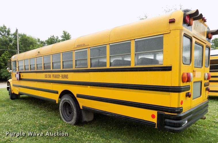 image for item FI9781 2003 International CE school bus