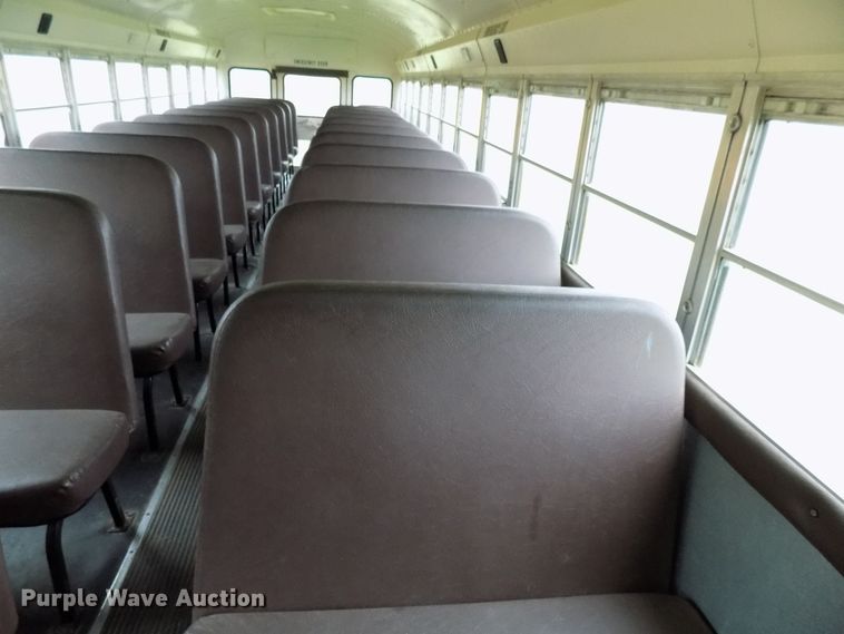 image for item FI9781 2003 International CE school bus