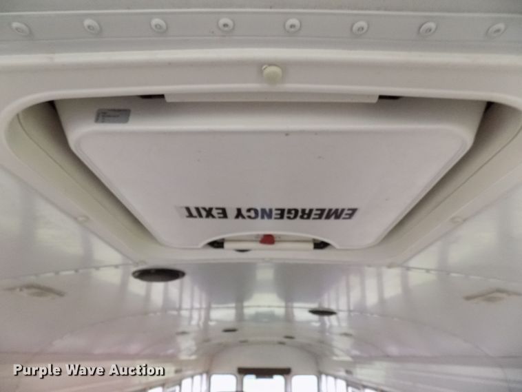 image for item FI9782 1999 Blue Bird TC2000 school bus