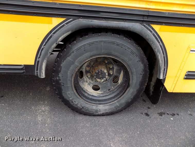 image for item FI9782 1999 Blue Bird TC2000 school bus