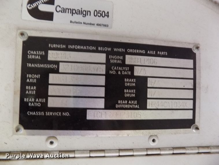 image for item FI9782 1999 Blue Bird TC2000 school bus