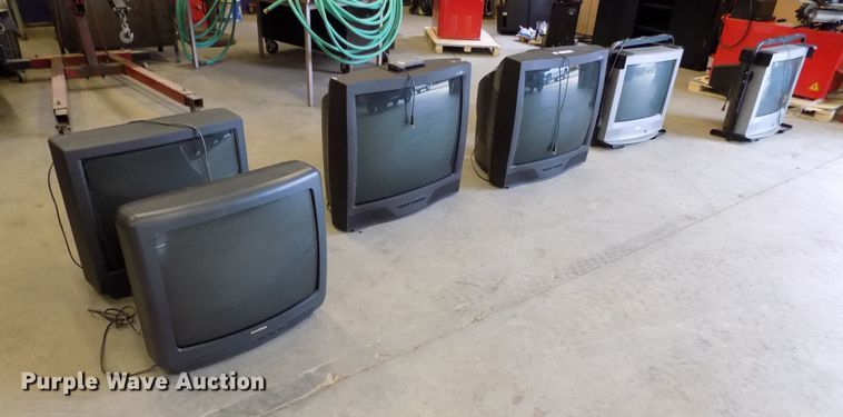 image for item FI9785 Approximately 6 televisions