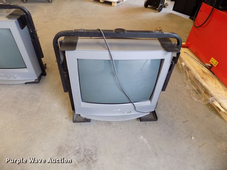 image for item FI9785 Approximately 6 televisions