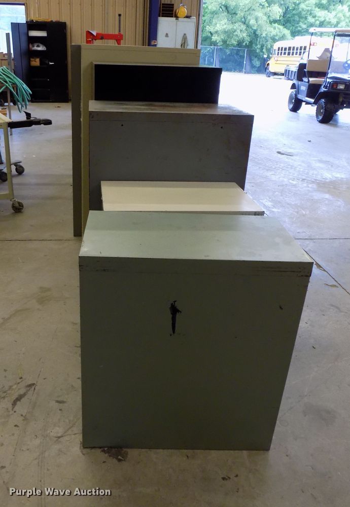 image for item FI9786 (9) file cabinets