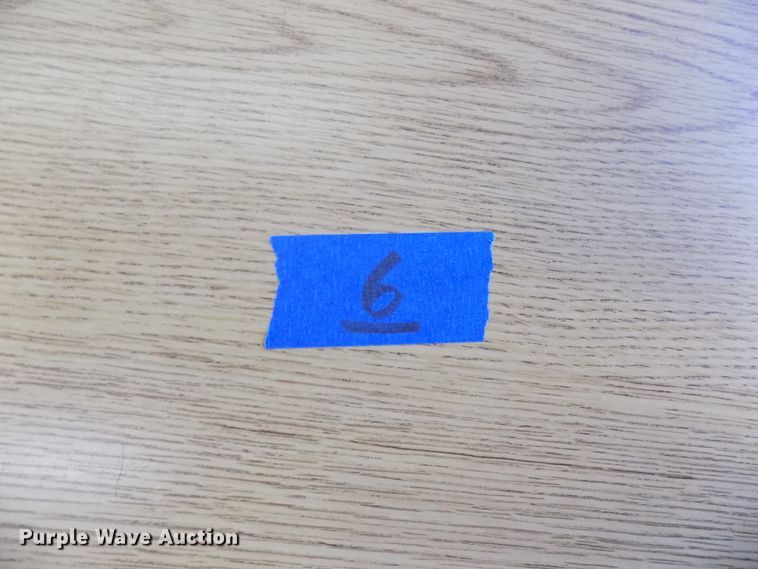 image for item FI9794 Approximately 6 desks