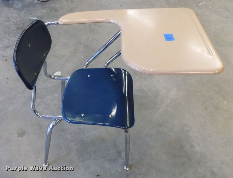 image for item FI9796 Approximately 10 desks