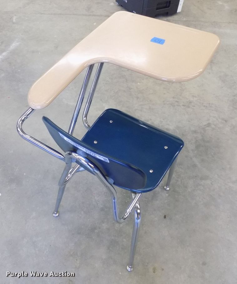 image for item FI9796 Approximately 10 desks