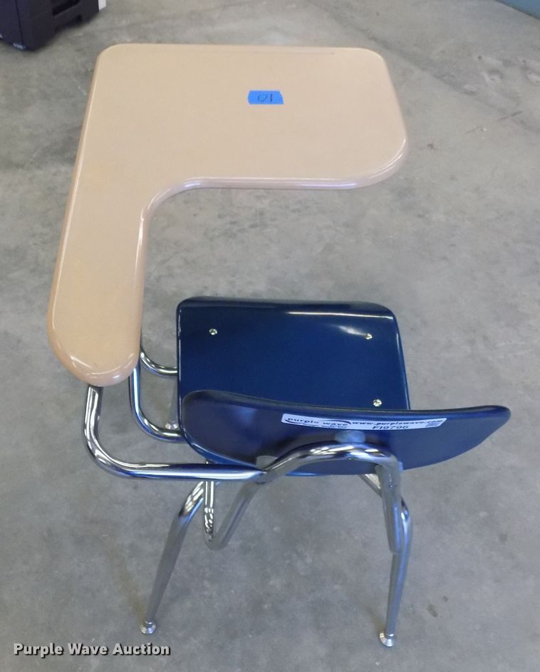 image for item FI9796 Approximately 10 desks
