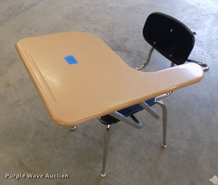 image for item FI9796 Approximately 10 desks