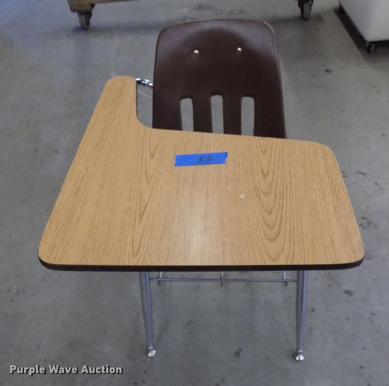image for item FI9797 Approximately 55 desks