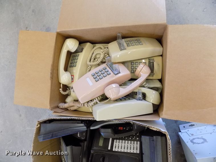 image for item FI9800 Phones and communication system