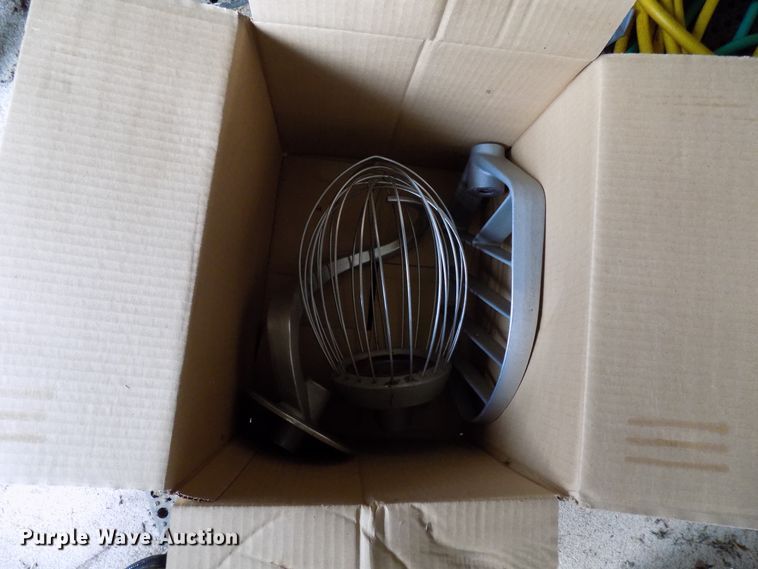 image for item FI9802 Titan GP630F food mixer