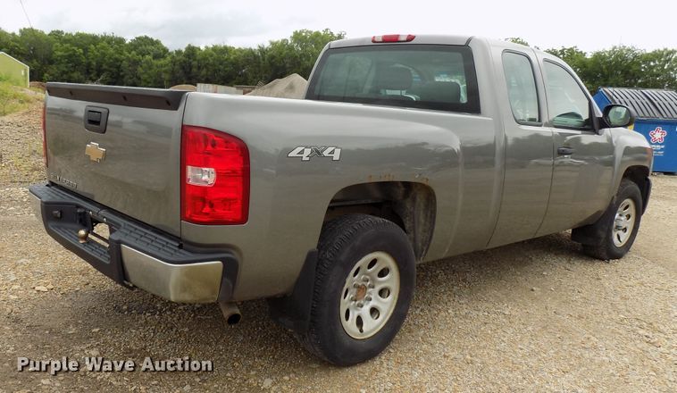image for item FI9811 2007 Chevrolet Silverado 1500 Ext. Cab pickup truck