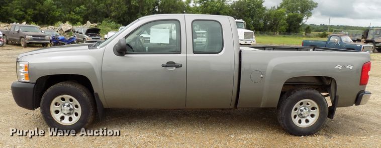 image for item FI9811 2007 Chevrolet Silverado 1500 Ext. Cab pickup truck