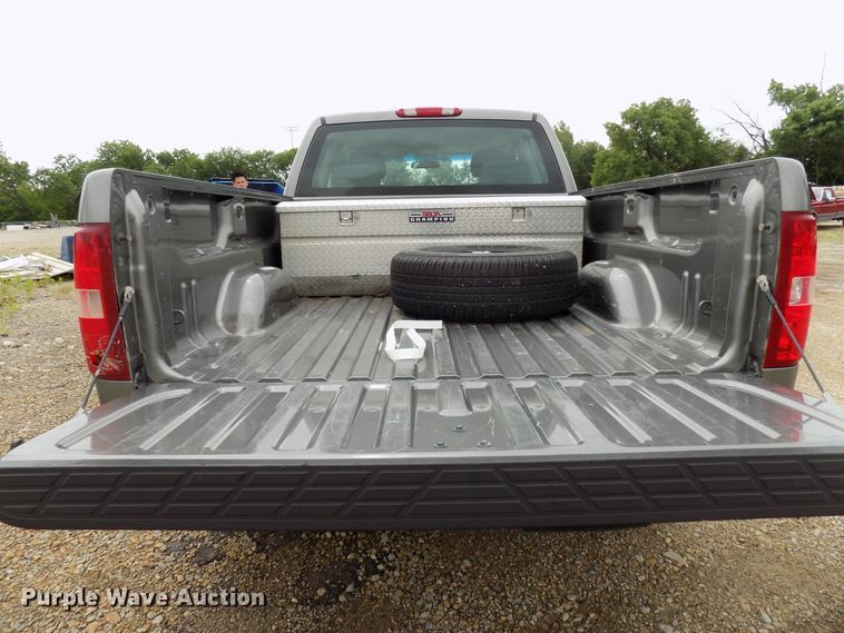 image for item FI9811 2007 Chevrolet Silverado 1500 Ext. Cab pickup truck