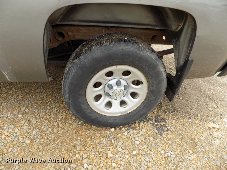 image for item FI9811 2007 Chevrolet Silverado 1500 Ext. Cab pickup truck