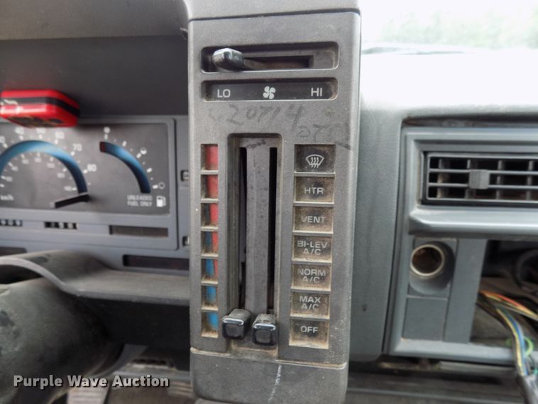 image for item FI9812 1993 Chevrolet S10 pickup truck