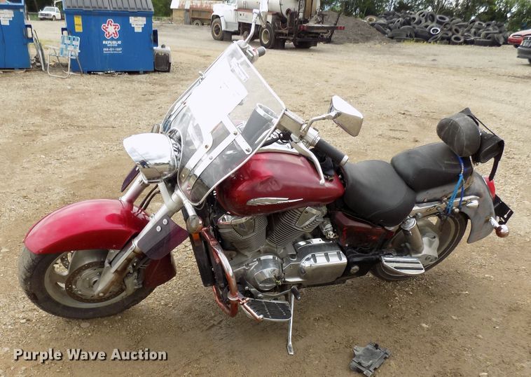 image for item FI9814 2003 Honda VTX1800R/VTX motorcycle