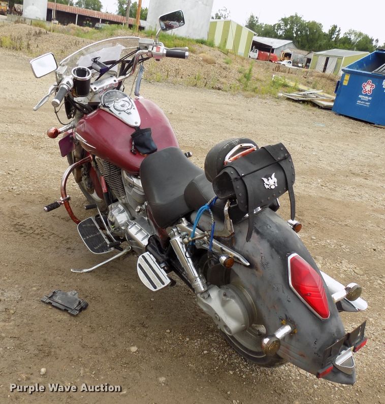 image for item FI9814 2003 Honda VTX1800R/VTX motorcycle