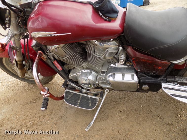 image for item FI9814 2003 Honda VTX1800R/VTX motorcycle