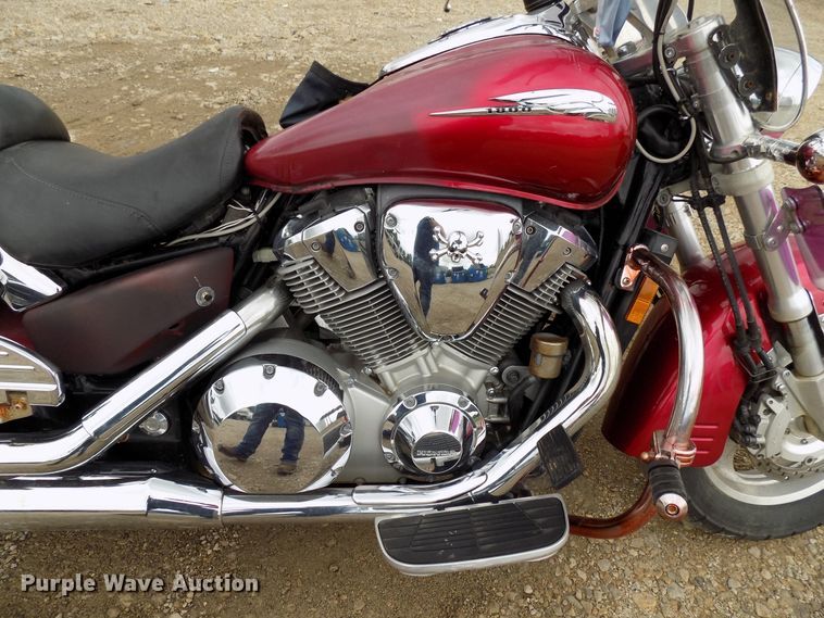 image for item FI9814 2003 Honda VTX1800R/VTX motorcycle