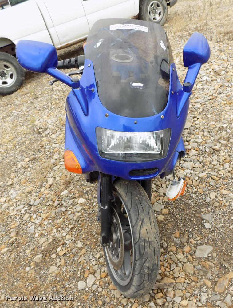 image for item FI9815 1990 Kawasaki ZXT10C motorcycle