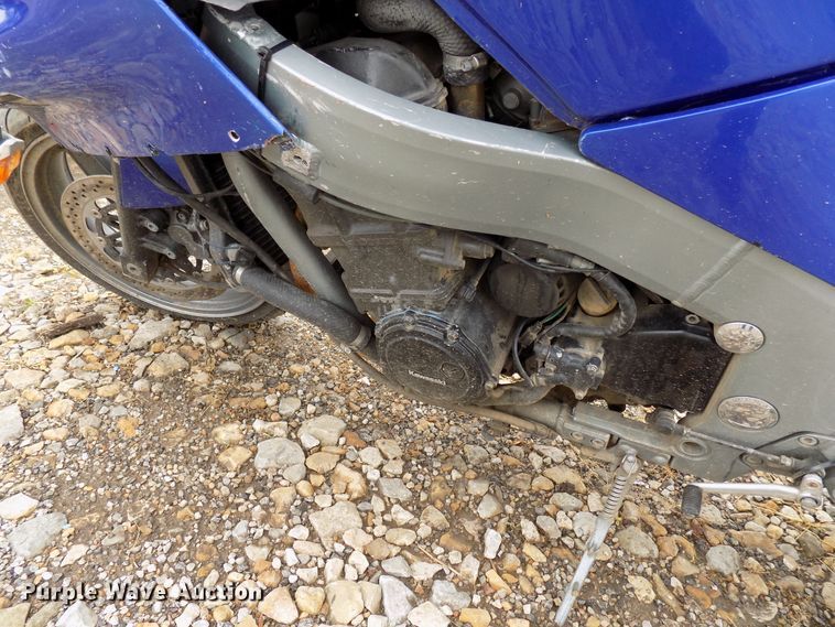 image for item FI9815 1990 Kawasaki ZXT10C motorcycle