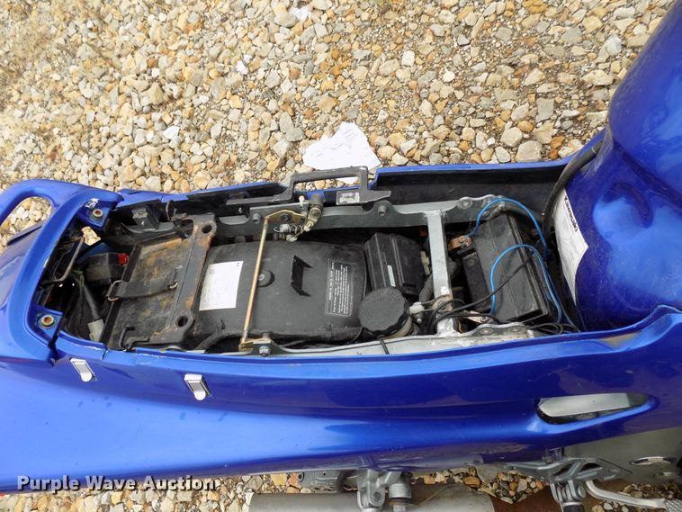 image for item FI9815 1990 Kawasaki ZXT10C motorcycle