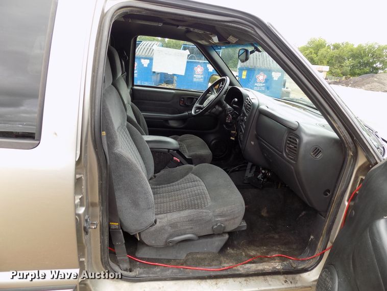 image for item FI9818 1999 Chevrolet Blazer SUV