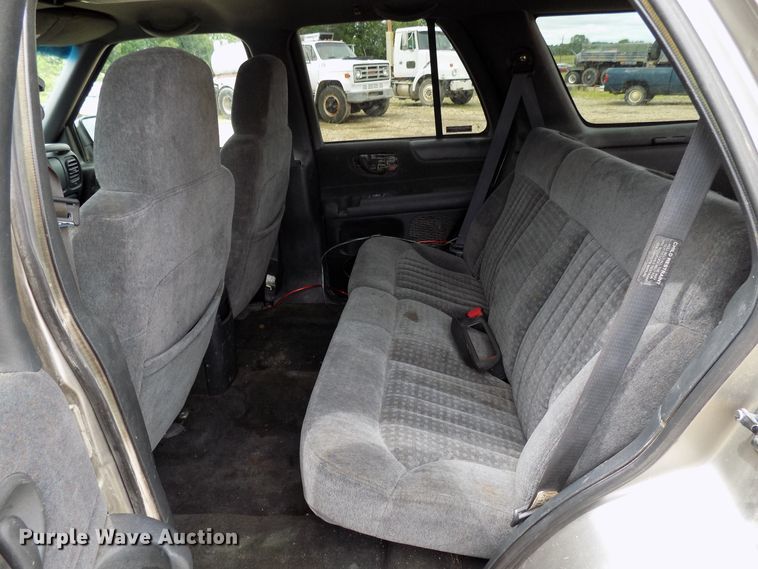 image for item FI9818 1999 Chevrolet Blazer SUV