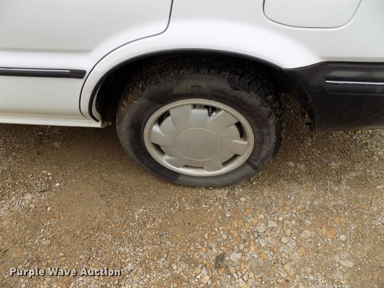 image for item FI9819 1991 Geo Prizm