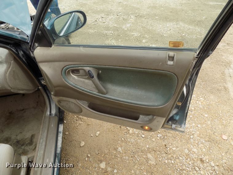 image for item FI9821 1996 Mazda 626