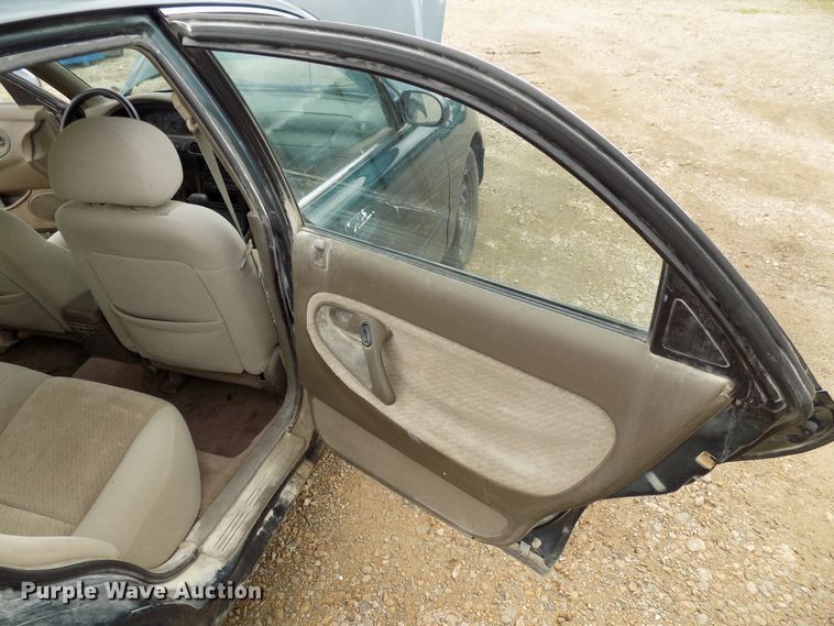 image for item FI9821 1996 Mazda 626