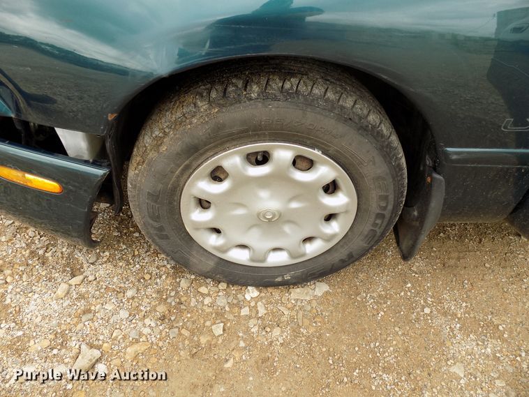 image for item FI9821 1996 Mazda 626