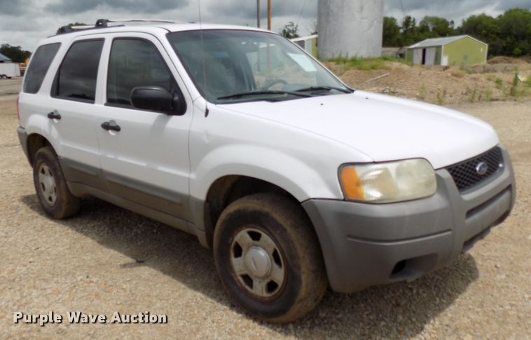 image for item FI9824 2001 Ford Escape SUV