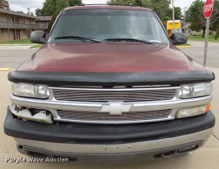 image for item FI9830 2002 Chevrolet Tahoe SUV