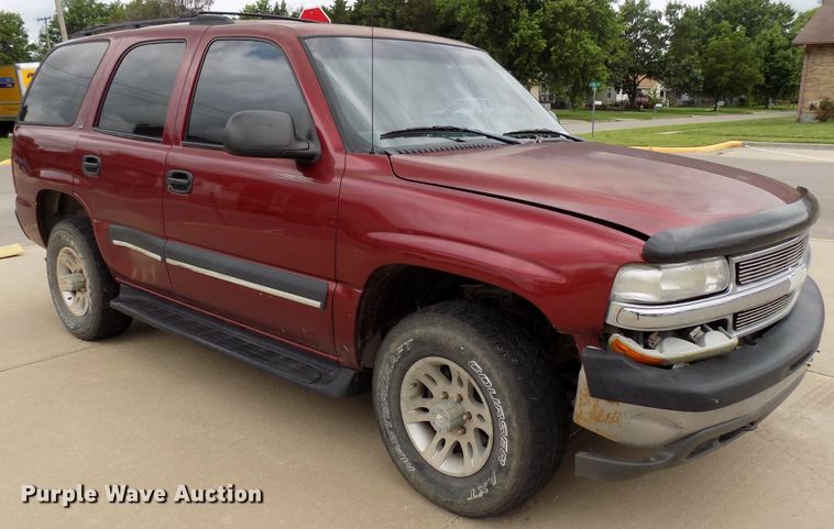 image for item FI9830 2002 Chevrolet Tahoe SUV