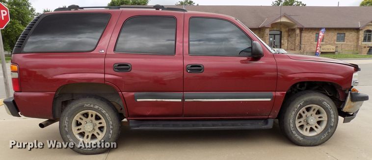 image for item FI9830 2002 Chevrolet Tahoe SUV