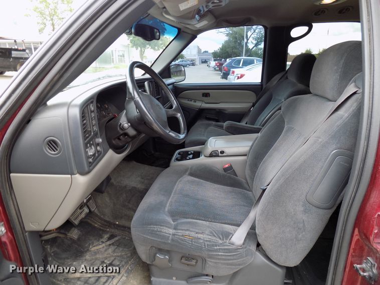 image for item FI9830 2002 Chevrolet Tahoe SUV